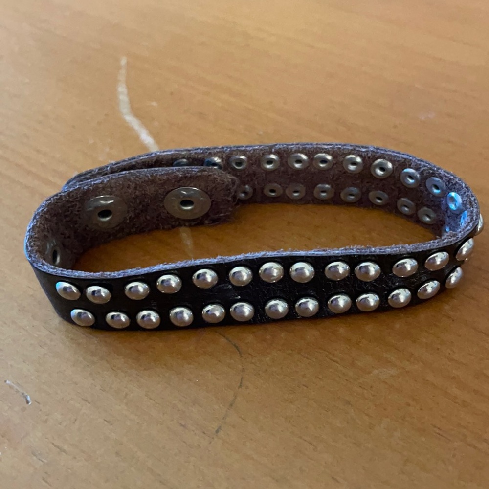 Brown leather bracelet